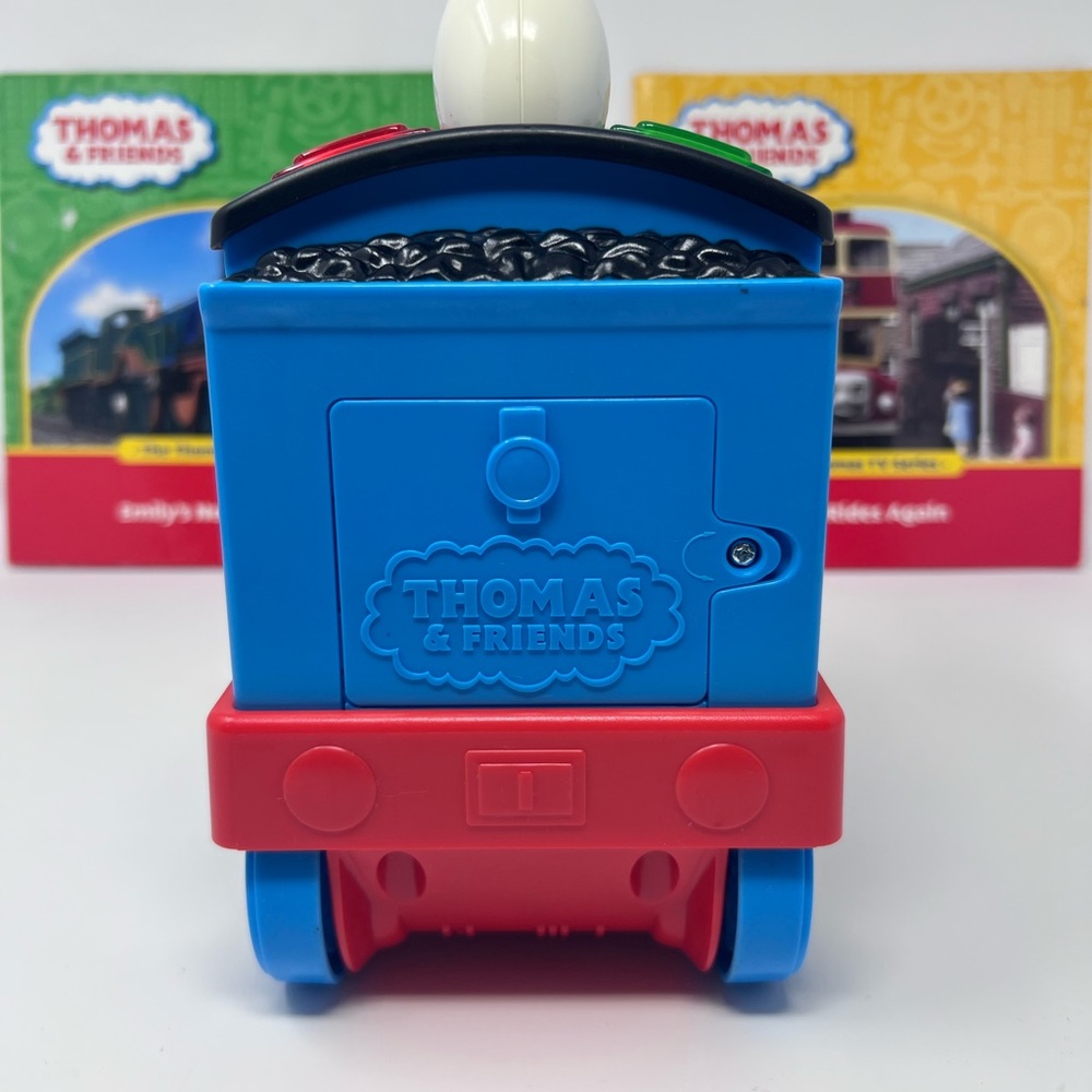 Thomas & Friends push lights and sound train - Picture 4 of 9